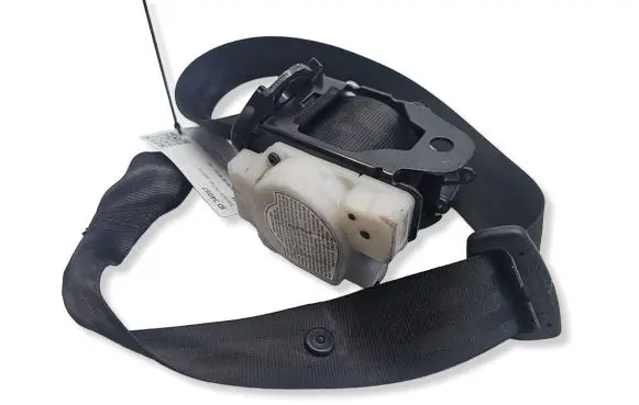 Audi A4 S4 B6 8E 8H Rear seatbelt 8E5857807P