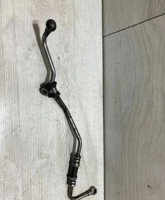 BMW X3 E83 Turbo turbocharger oiling pipe/hose 781157