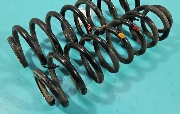 Toyota RAV 4 (XA50) Rear coil spring IMPRK1533823