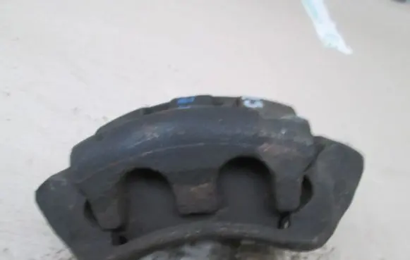 Renault Master II Front brake caliper
