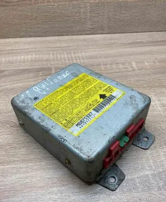 Mitsubishi Galant Airbag control unit/module MB875327 X6T37171