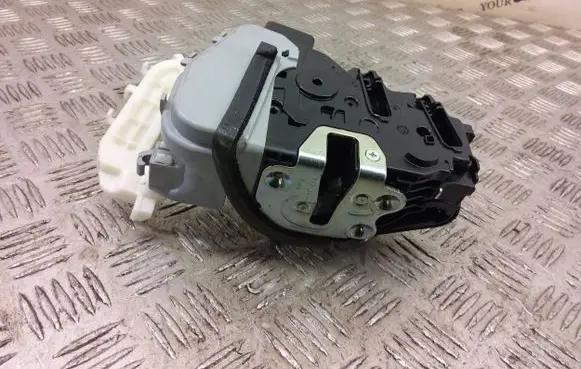 Hyundai Ioniq Coupe door lock (next to the handle) 81310G2020