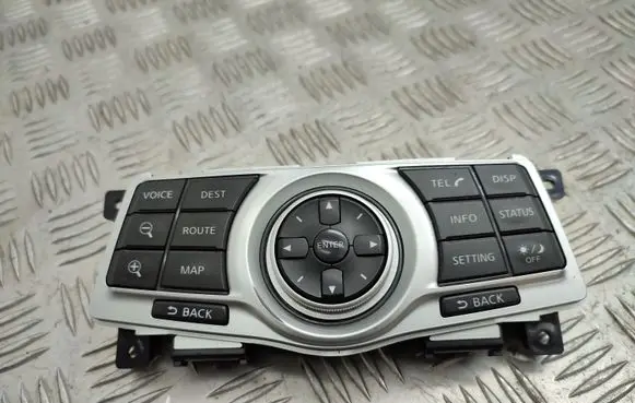 Nissan 370Z Head unit multimedia control 1EM1A210458