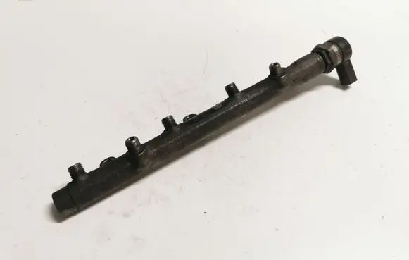 BMW 3 E90 E91 Fuel main line pipe 0281002481 778716406