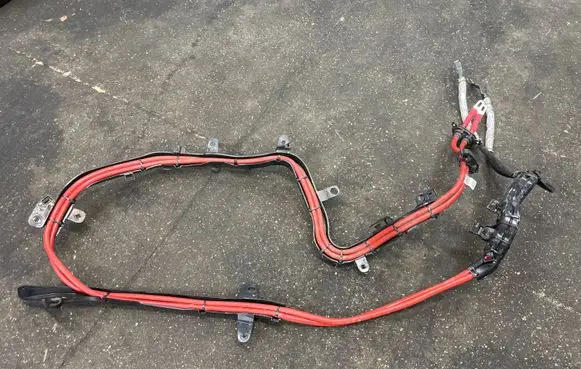 BMW 3 G20 G21 Positive cable (battery) 8715286