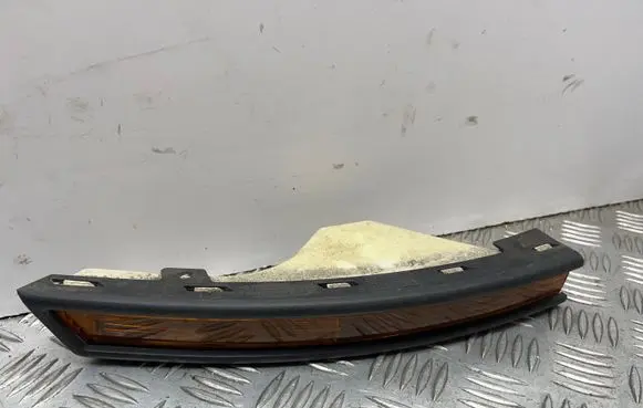 Volkswagen PASSAT B6 Other exterior part 3C0807718