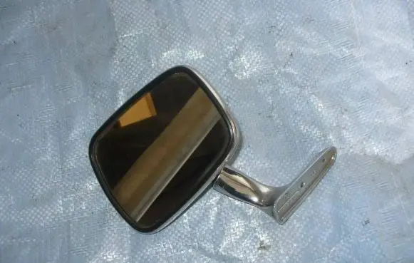 Volkswagen K70 Coupe wind mirror (mechanical) 481857501