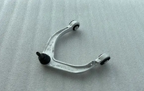 Volvo XC90 Front upper control arm/wishbone 31360633