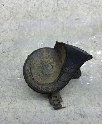 Volkswagen PASSAT B5.5 Horn signal