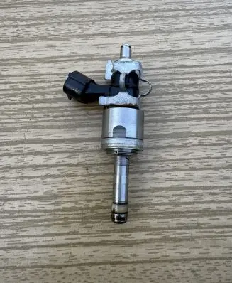 Subaru Outback (BT) Fuel injector 16611AB06A
