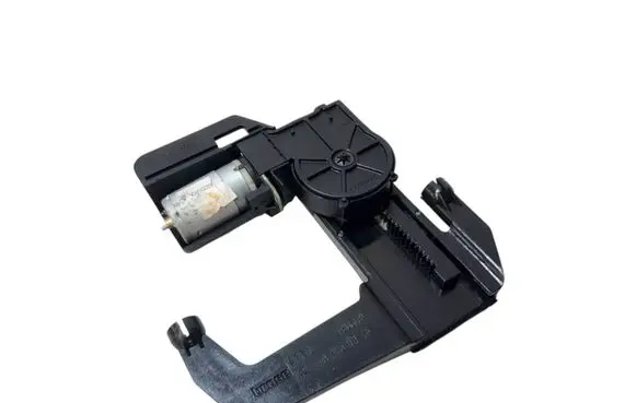 Mercedes-Benz S W220 Seat adjustment motor 2109700026