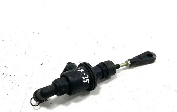 Hyundai ix35 Clutch slave cylinder 