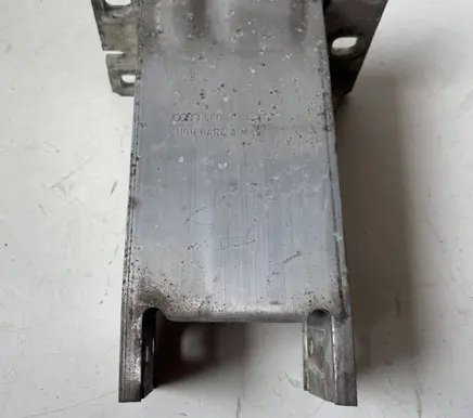 Audi A5 8T 8F Front bumper shock/impact absorber 8K0807133