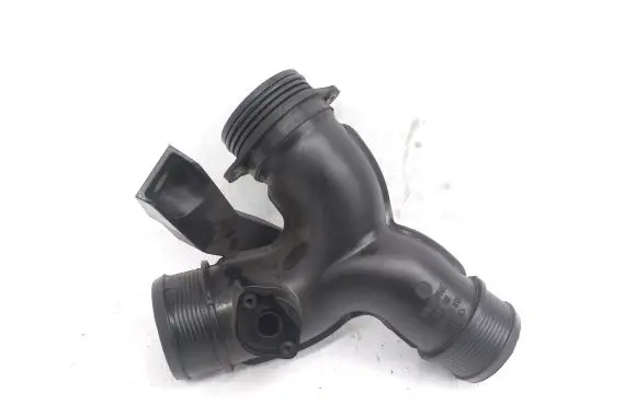 Audi Q7 4L Intercooler hose/pipe 4L0145795