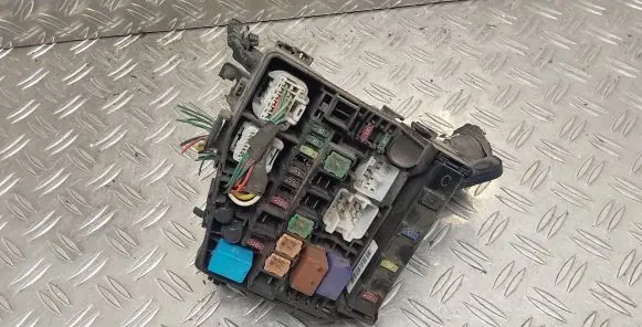 Toyota Yaris Fuse box set