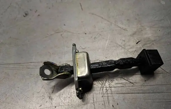 Mitsubishi i-MiEV Front door check strap stopper 