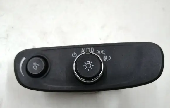 Opel Mokka Light switch 84192536