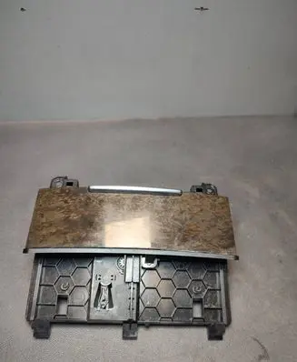 Audi Q7 4L Ashtray (front) 4L0857951