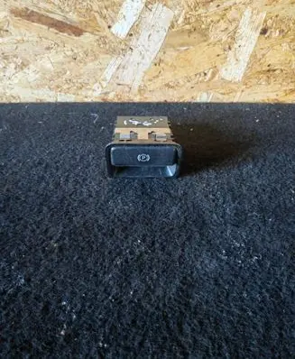 Mercedes-Benz A W176 Hand parking brake switch A2469050451