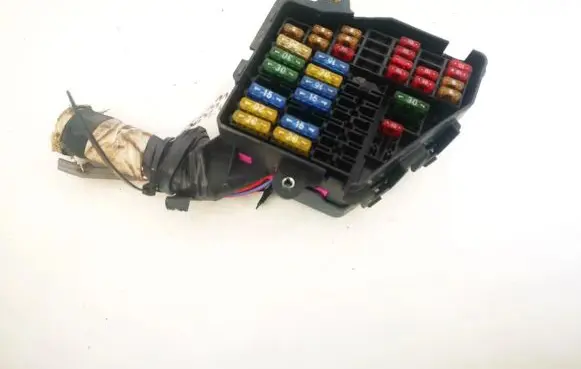 Audi A4 S4 B5 8D Fuse box set 8d1941824