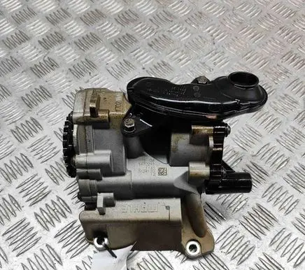BMW 3 F30 F35 F31 Oil pump 7624135