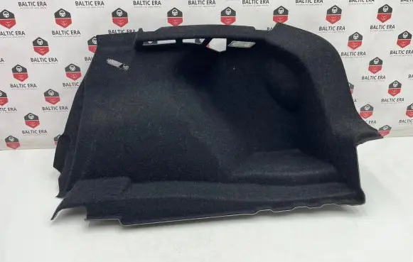 Trunk/boot lower side trim panel