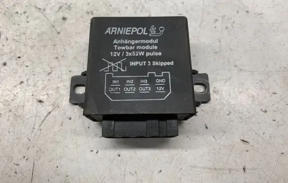 BMW 5 E39 Tow bar trailer control unit/module 10OCT
