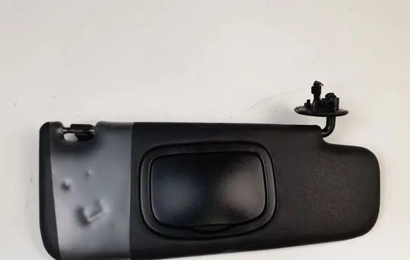 Alfa Romeo Giulietta Sun visor