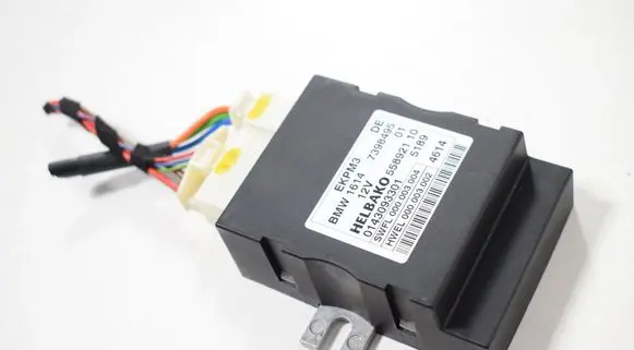 BMW M4 F82 F83 Fuel injection pump control unit/module 7398495