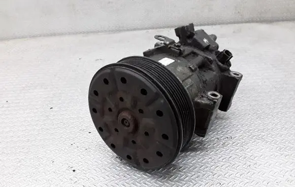 Toyota Avensis T250 Air conditioning (A/C) compressor (pump) GE4472209399