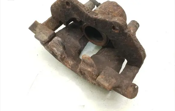 Mazda 5 Front brake caliper