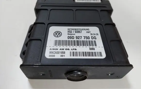 Audi Q7 4L Gearbox control unit/module 09D927750DG