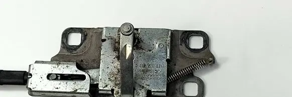Audi A8 S8 D3 4E Tailgate/trunk/boot lock/catch/latch 4E0827383C