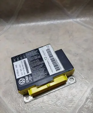 Volkswagen PASSAT B6 Airbag control unit/module 3C0909605F 391121 08H029S2421