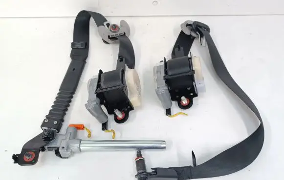 KIA Sportage Front seatbelt 888203U200ED 888103U210ED 888203U200
