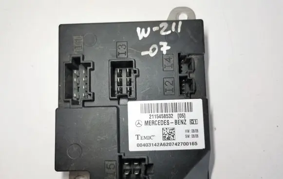 Mercedes-Benz E W211 Comfort/convenience module 2115458532