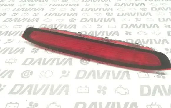 Toyota Corolla E120 E130 Third/center stoplight 13-72