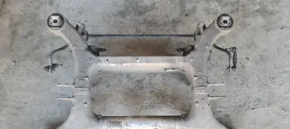 BMW 7 F01 F02 F03 F04 Rear subframe 6775887 6776888 6775884