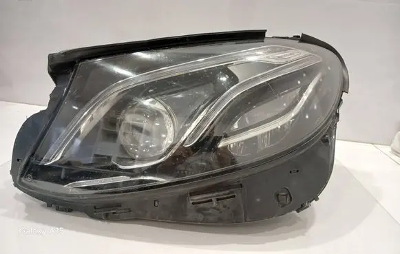 Mercedes-Benz C W205 Headlight/headlamp A2139061704