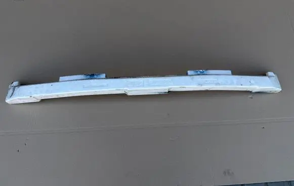 Toyota Prius (XW30) Front bumper foam support bar 5261147040