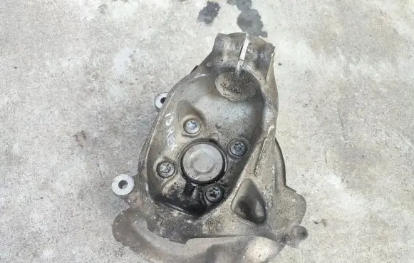 BMW i3 Front wheel hub spindle knuckle 31216852159