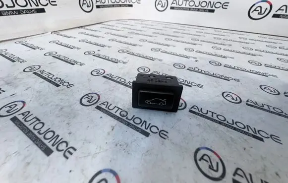 BMW 5 F10 F11 Tailgate opening switch 9200316 280712