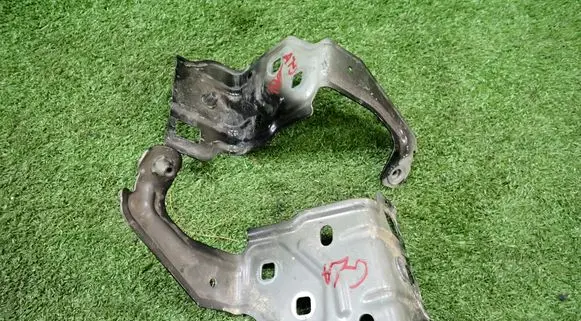 Mercedes-Benz GLA H247 Fender mounting bracket A2478811600