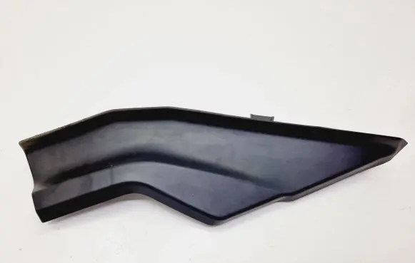 Windshield trim