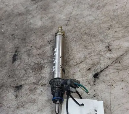 Mercedes-Benz E W212 Fuel injector A2780700687 0241500065