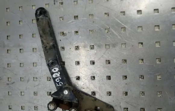 Fiat Doblo Rear door upper hinge