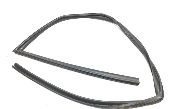 KIA Rio Rubber seal front door window/glass 