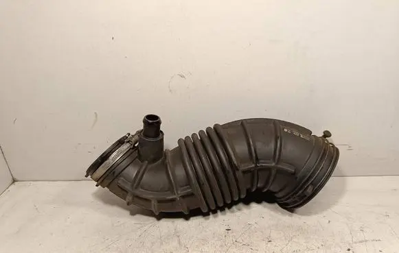 KIA Sorento Air intake hose/pipe 281302W300