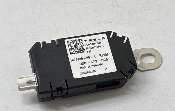 Tesla Model 3 Aerial antenna amplifier 107973500A 920573003 20349003739