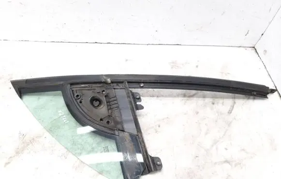 Citroen C3 Pluriel Front vent window/glass (coupe) DOT24AS2M25 43R00049